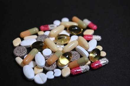 В Минпромторге рассказали о механизме блокировки продажи нелегальных лекарств