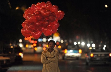 В столице Пакистана запретили отмечать День святого Валентина