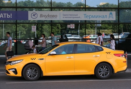Дептранс подтвердил введение новых обязательств для агрегаторов такси