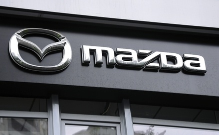 Mazda возобновила продажи автомобилей в России с заводской гарантией