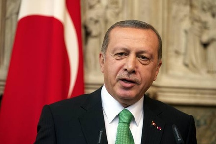 Эрдоган обвинил Россию в участии в нефтебизнесе «Исламского государства»