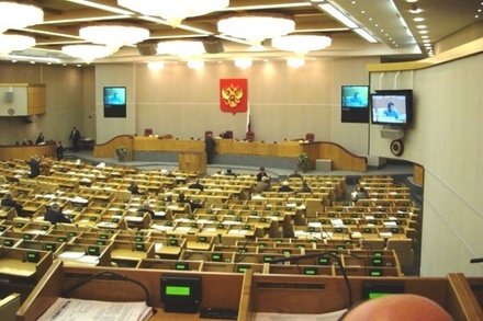В Госдуме предложили штрафовать депутатов за прогулы заседаний