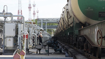Запрет на экспорт топлива из России на Украину вступил в силу
