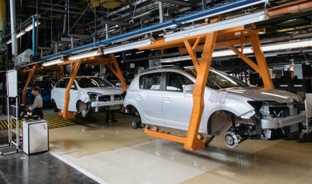«АвтоВАЗ» объявил о приостановке производства