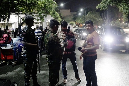 Число задержанных после взрывов на Шри-Ланке достигло 40