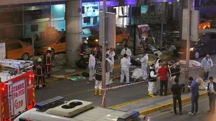 Число жертв теракта в аэропорту Стамбула возросло до 43, среди них 19 иностранцев