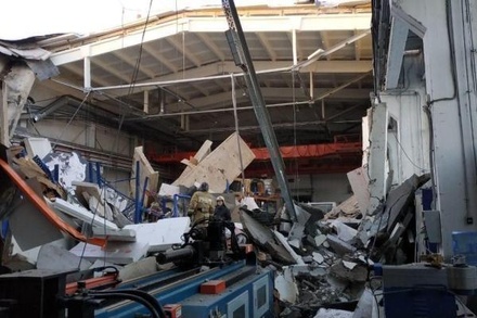 Тело погибшего извлечено из-под завалов здания завода в подмосковном Дзержинском