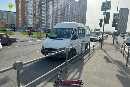 На юго-востоке Москвы водитель маршрутного такси сбил ребёнка на самокате