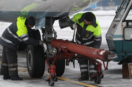 Аэропорт Пулково обвинил пилотов «Когалымавиа» в поломке шасси самолёта