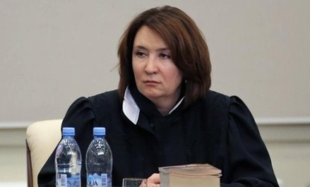 Судью Хахалеву исключили из президиума Краснодарского краевого суда