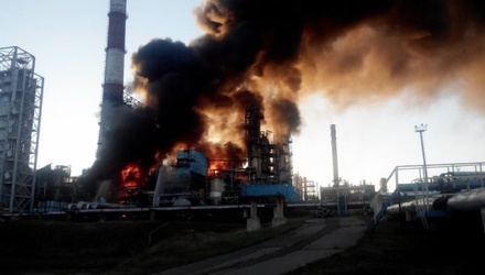 Жертвами пожара на нефтеперерабатывающем заводе в Уфе стали пять человек