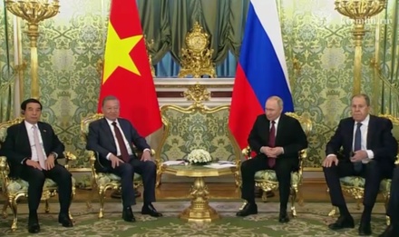 В Кремле начались переговоры Владимира Путина с генсеком ЦК Компартии Вьетнама