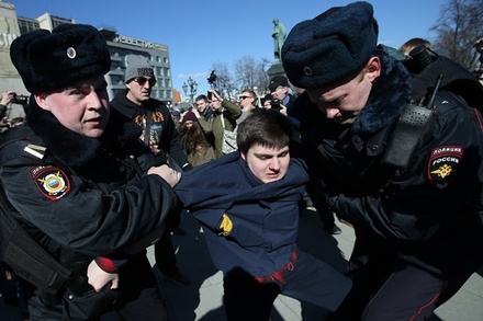 Правозащитники сообщили о пытках задержанных на протестном митинге в Москве