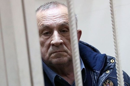 Суд продлил до 4 октября домашний арест экс-главы Удмуртии Александра Соловьёва