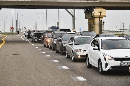 В Минтрансе предупредили о приостановке движения автомобилей по Крымскому мосту
