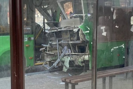 Десять человек пострадали в ДТП с автобусом в центре Курска