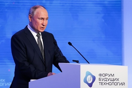 Владимир Путин предложил повысить размер выплат медикам в малых городах и сёлах