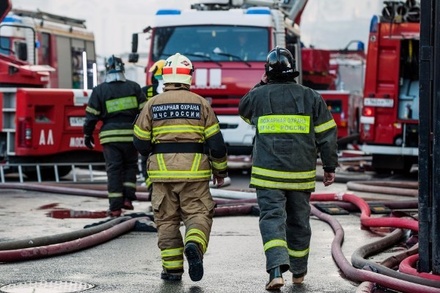 Девять человек спасены при пожаре на юго-западе Москвы