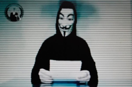 Хакеры Anonymous намерены мстить за теракты в Париже