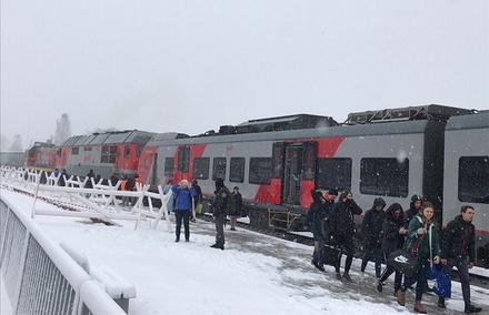 В Карелии восстановили движение поездов после столкновения электрички и грузовика