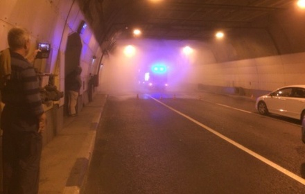 В районе ДТП в Северо-Западном тоннеле автомобиль сбил человека