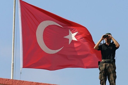 Глава Минобороны Турции объявил о начале операции против курдов в Африне