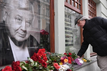 В мэрии Москвы назвали дату и время похорон Олега Табакова