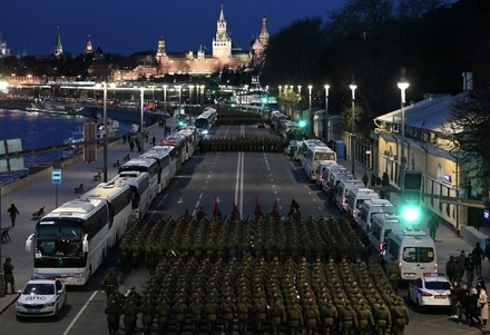 В Москве состоялась ночная репетиция парада Победы
