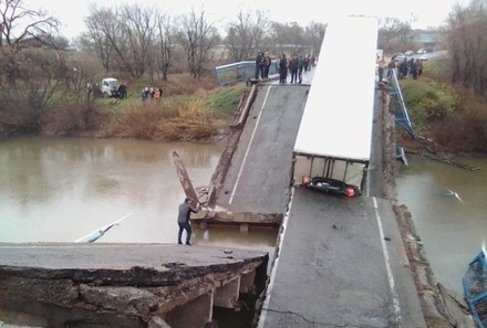 Прокуратура проведёт проверку по содержанию и обслуживанию рухнувшего в Приморье моста