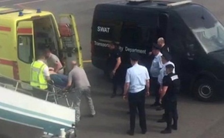 СКР возбудил дело после смерти пассажира авиарейса Москва—Симферополь