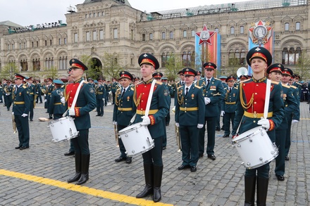 В Москве начался парад, посвящённый 72-й годовщине Победы в ВОВ