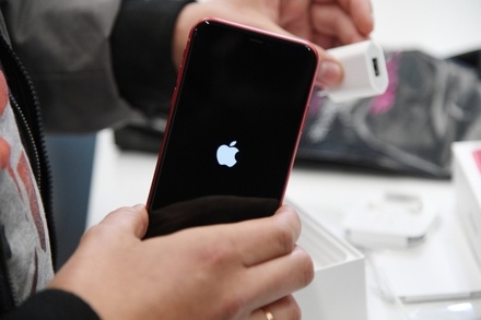 СМИ сообщили о возможной задержке выхода iPhone с 5G из-за коронавируса