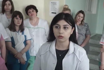 Свердловский омбудсмен проверит информацию о жалобах врачей Серова о зарплатах ниже МРОТ