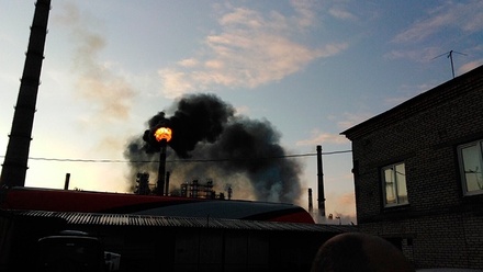 В Ленобласти на нефтеперерабатывающем заводе произошёл пожар