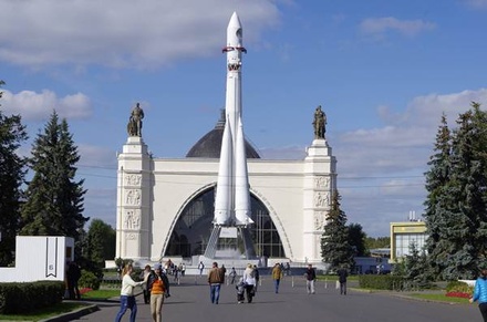 Москвич пожаловался на работу выставки «Космонавтика и авиация» на ВДНХ