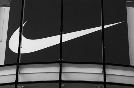 Nike обвинила New Balance в краже технологии производства кроссовок