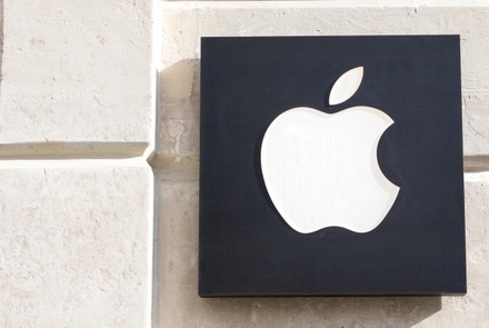 ФАС начала расследование против Apple на рынке приложений для iOS