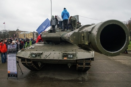 Германия заблокировала передачу Украине танков от Испании