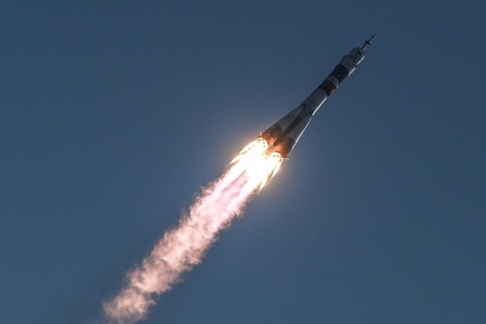 К МКС впервые пристыковался корабль новой серии «Союз МС»