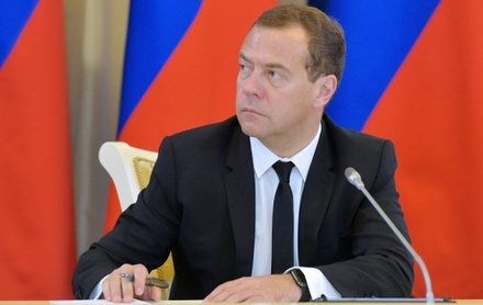 Медведев подписал указ о создании комиссии по развитию Крыма и Севастополя