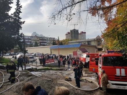 При пожаре в общежитии в Сочи пострадали 23 человека