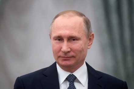 Треть граждан России считают правление Владимира Путина лучшим периодом в истории страны