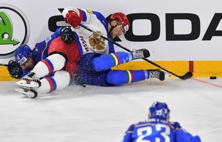 Россия лидирует после первого периода в матче с Италией на ЧМ по хоккею