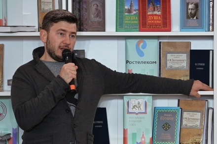 ЛитРес опроверг информацию о снятии с продажи книг Дмитрия Глуховского