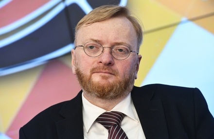 Депутат Милонов предложил внедрить в российских школах организации воспитателей-идеологов
