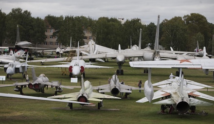 В музее ВВС в Монине не получали команды перевезти авиатехнику в парк «Патриот»