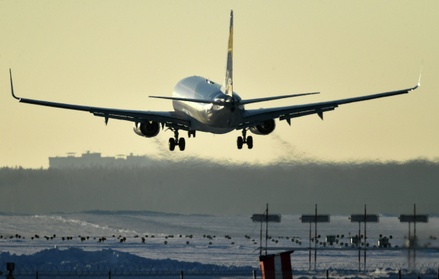 Пассажир рейса Сургут—Москва потребовал направить самолёт в Афганистан