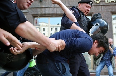 СК планирует задержания в рамках дела о массовых беспорядках на акции в Москве 27 июля