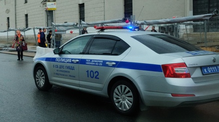 СМИ: пьяный полицейский сбил двух женщин на пешеходном переходе в Москве