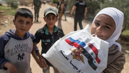 Россия передала восемь тонн гуманитарной помощи жителям Сирии
